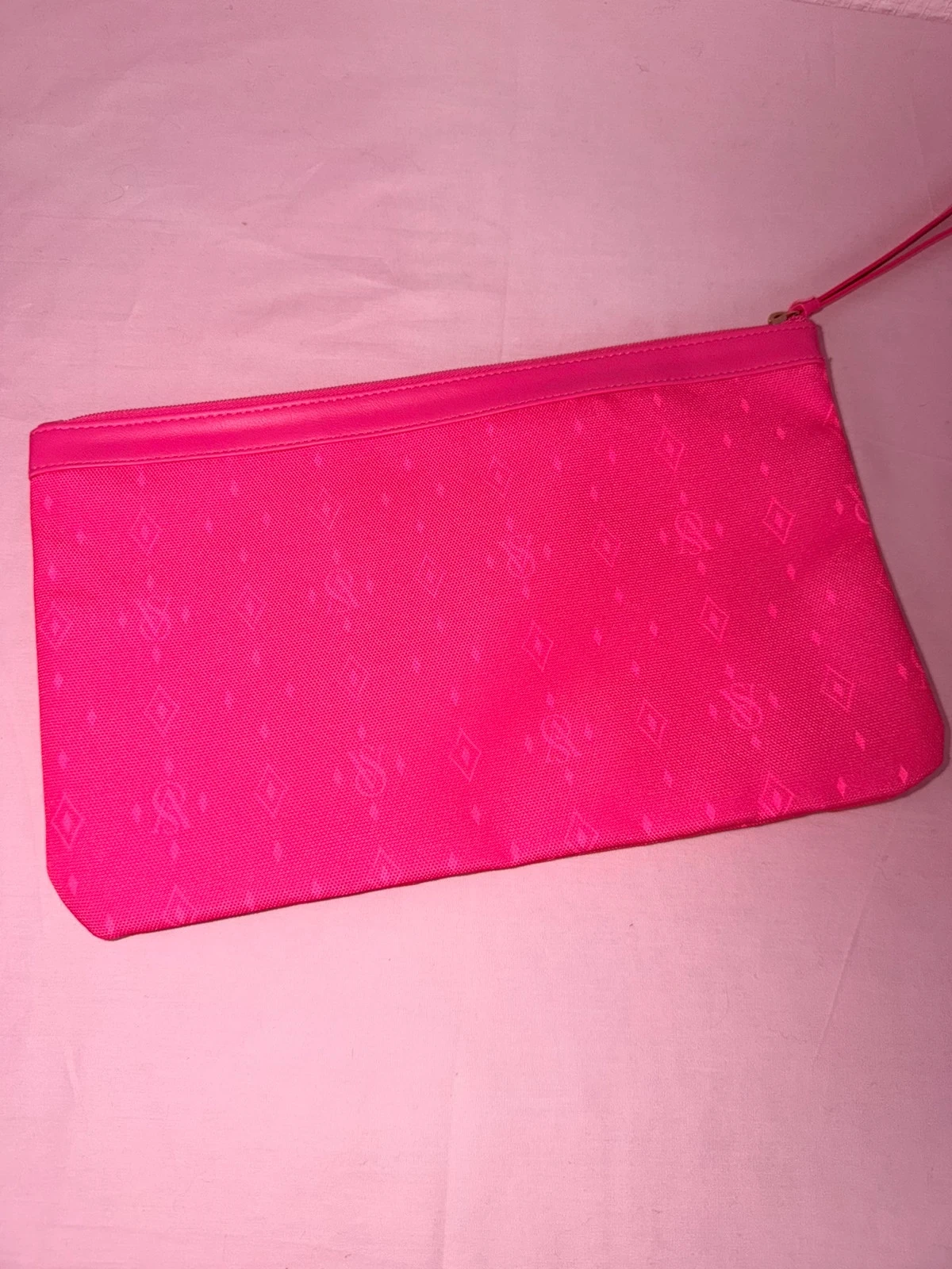 Pochette victoria Secret neuf jamais servi – photo 6